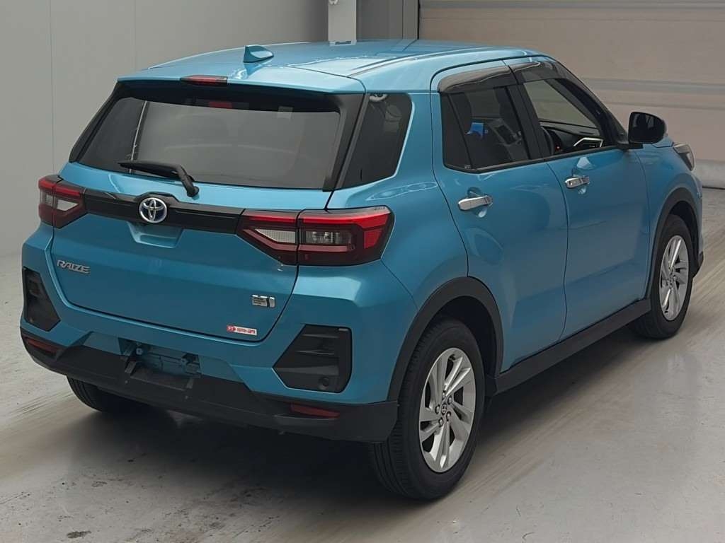 TOYOTA RAIZE