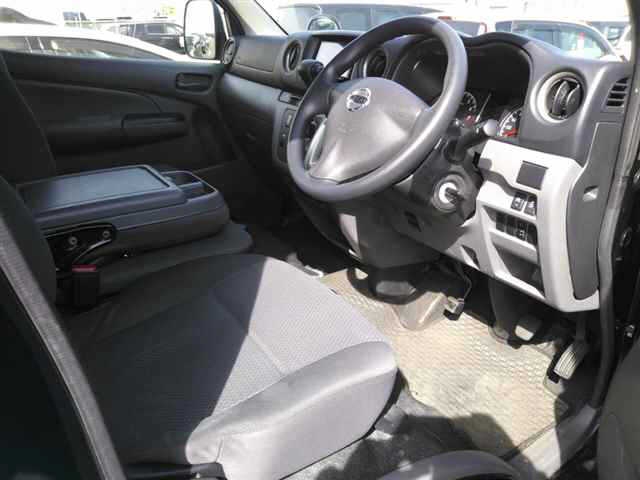 NISSAN NV350 CARAVAN