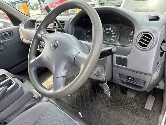 NISSAN CARAVAN