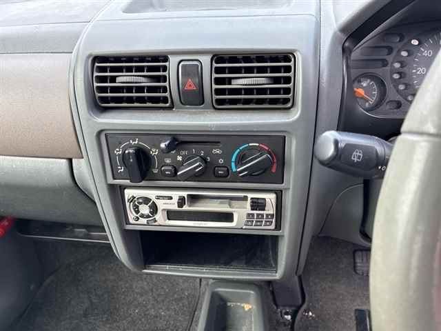 MITSUBISHI TOPPO BJ