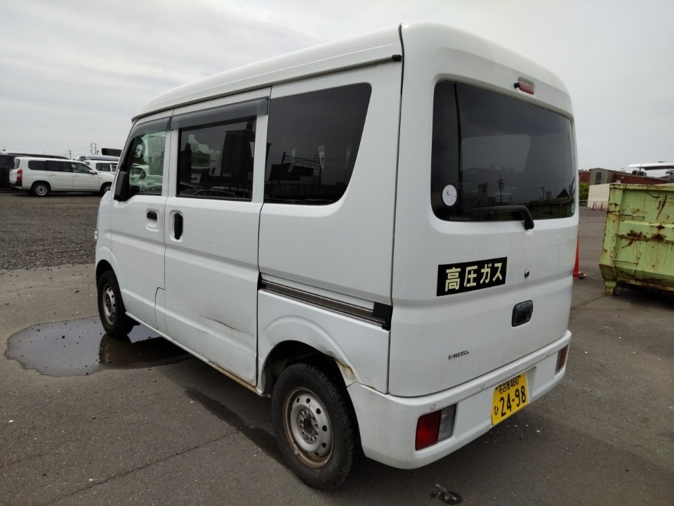 MITSUBISHI MINICAB