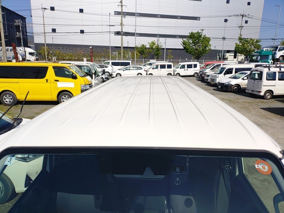 TOYOTA REGIUS ACE