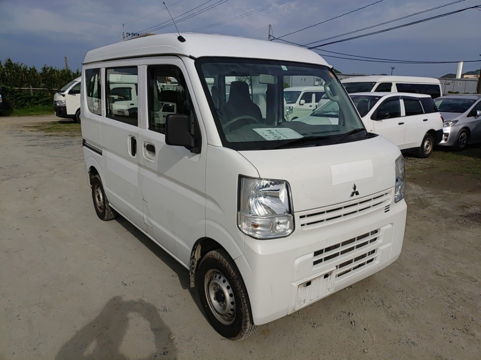 MITSUBISHI MINICAB