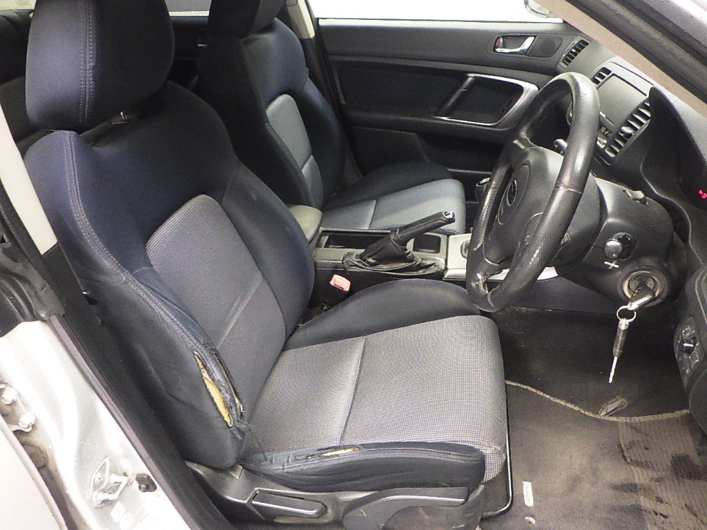 SUBARU LEGACY