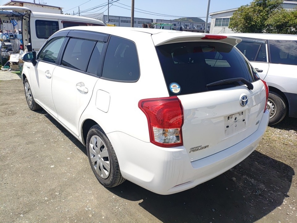 TOYOTA COROLLA FIELDER