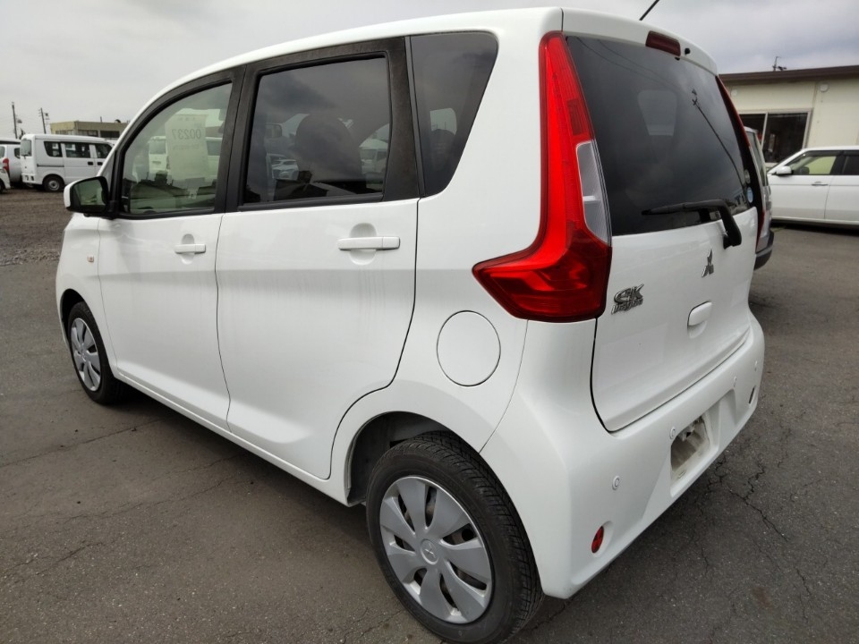 MITSUBISHI EK WAGON