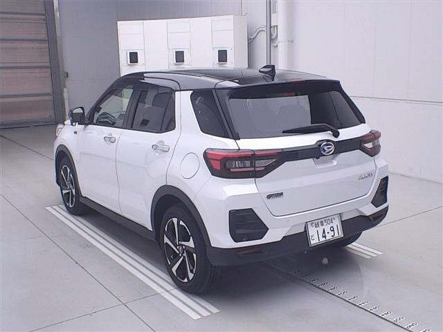 DAIHATSU ROCKY