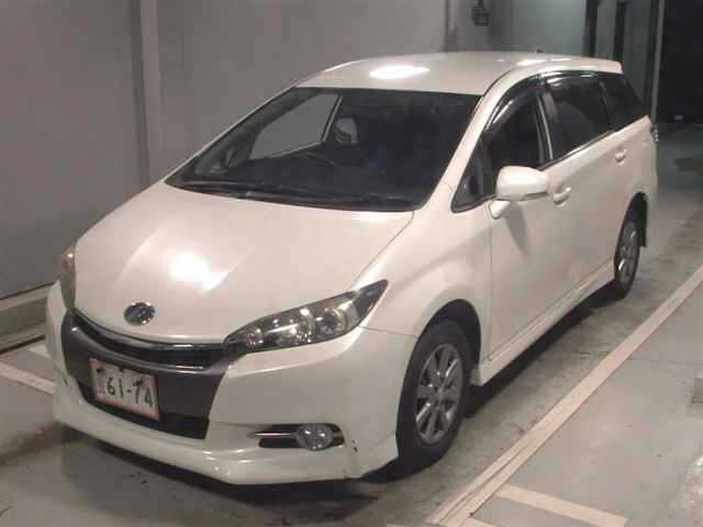 TOYOTA WISH