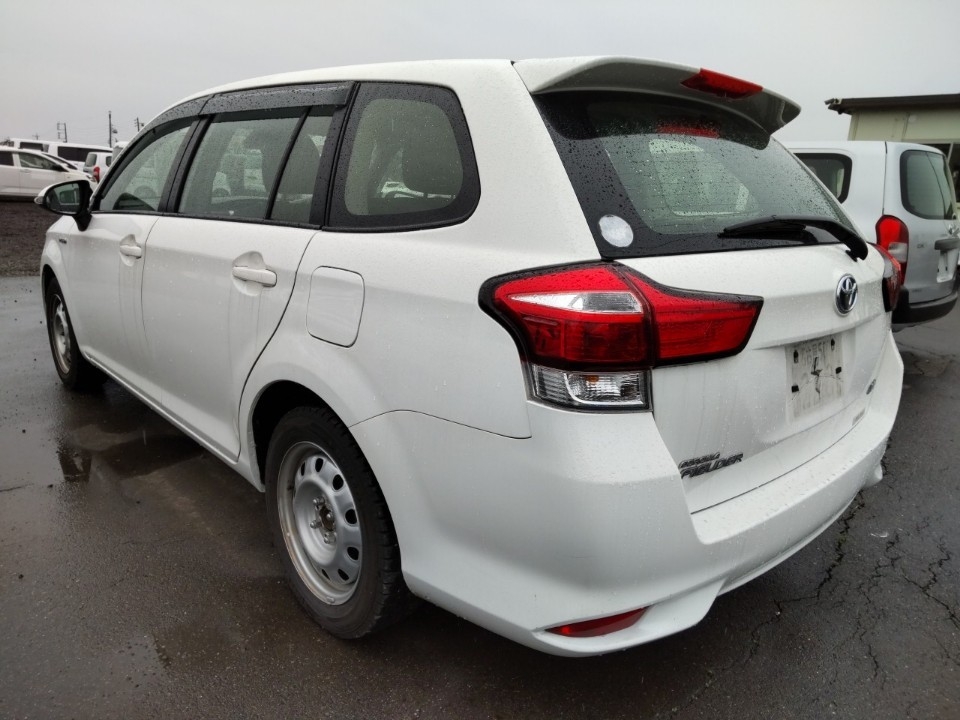 TOYOTA COROLLA FIELDER