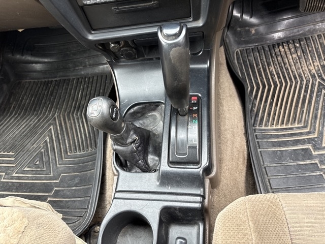 TOYOTA HILUX SURF