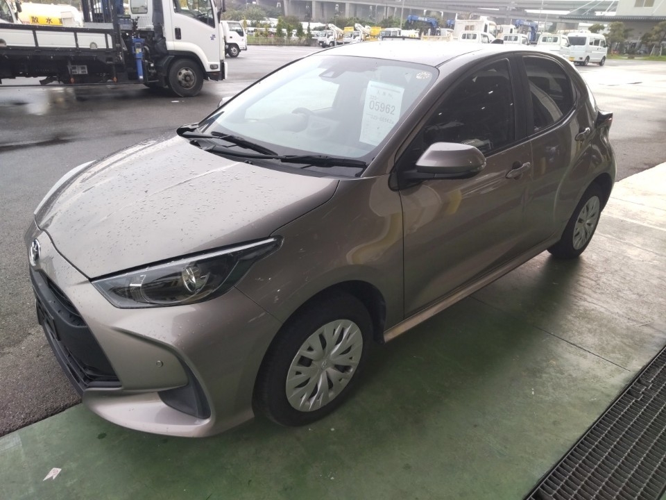 TOYOTA YARIS