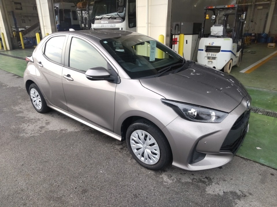 TOYOTA YARIS