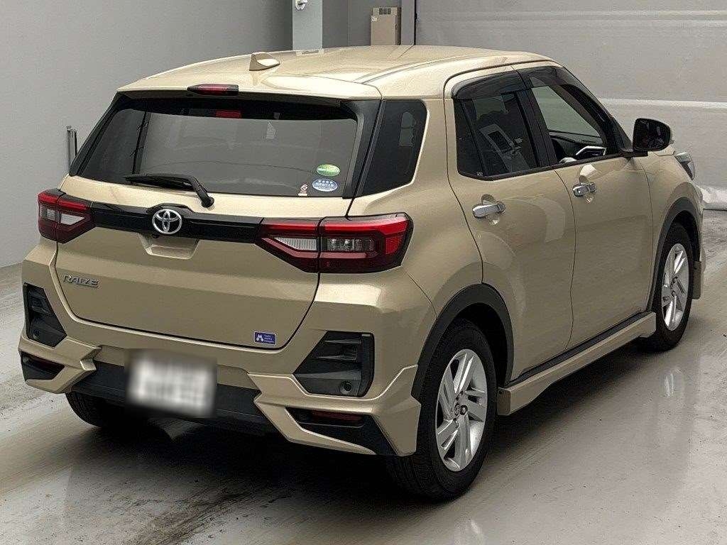 TOYOTA RAIZE
