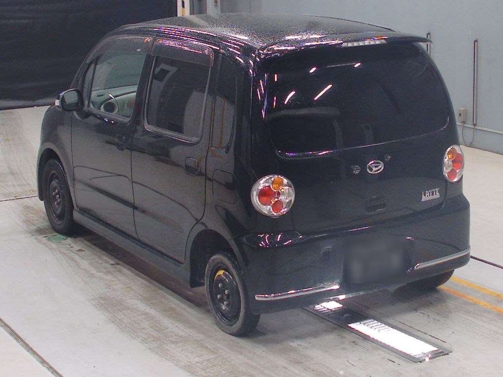 DAIHATSU MOVE LATTE
