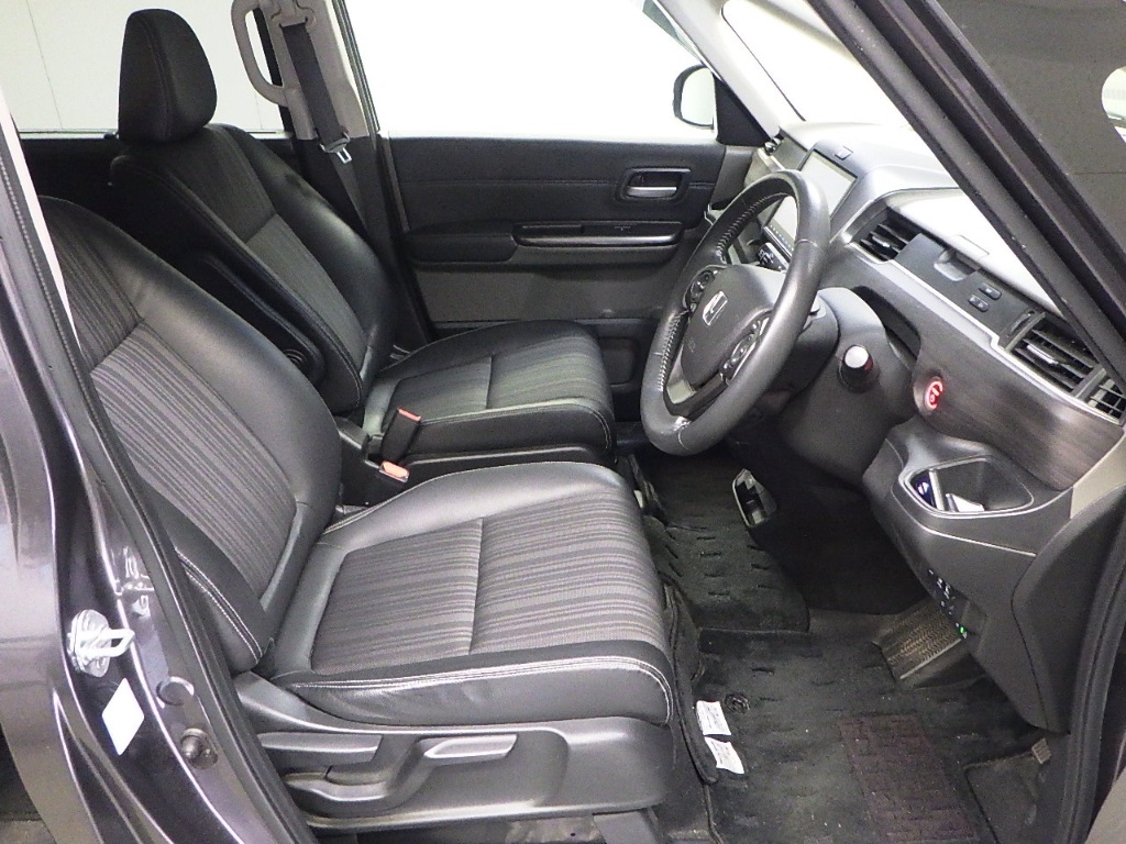 HONDA FREED+
