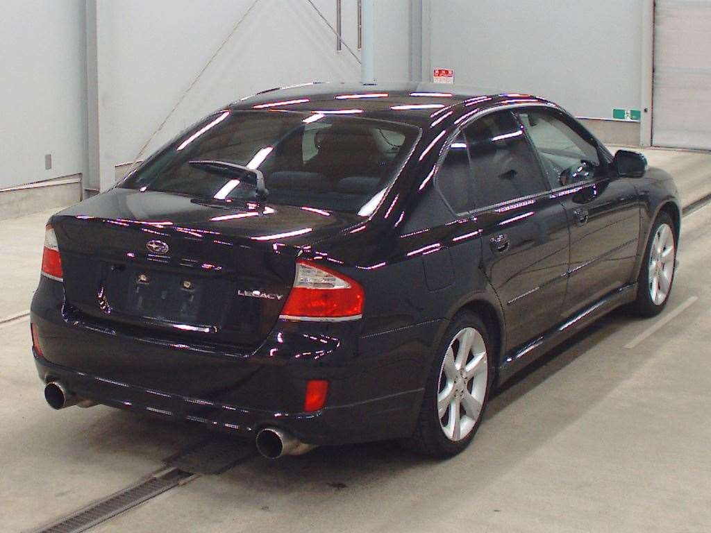 SUBARU LEGACY B4