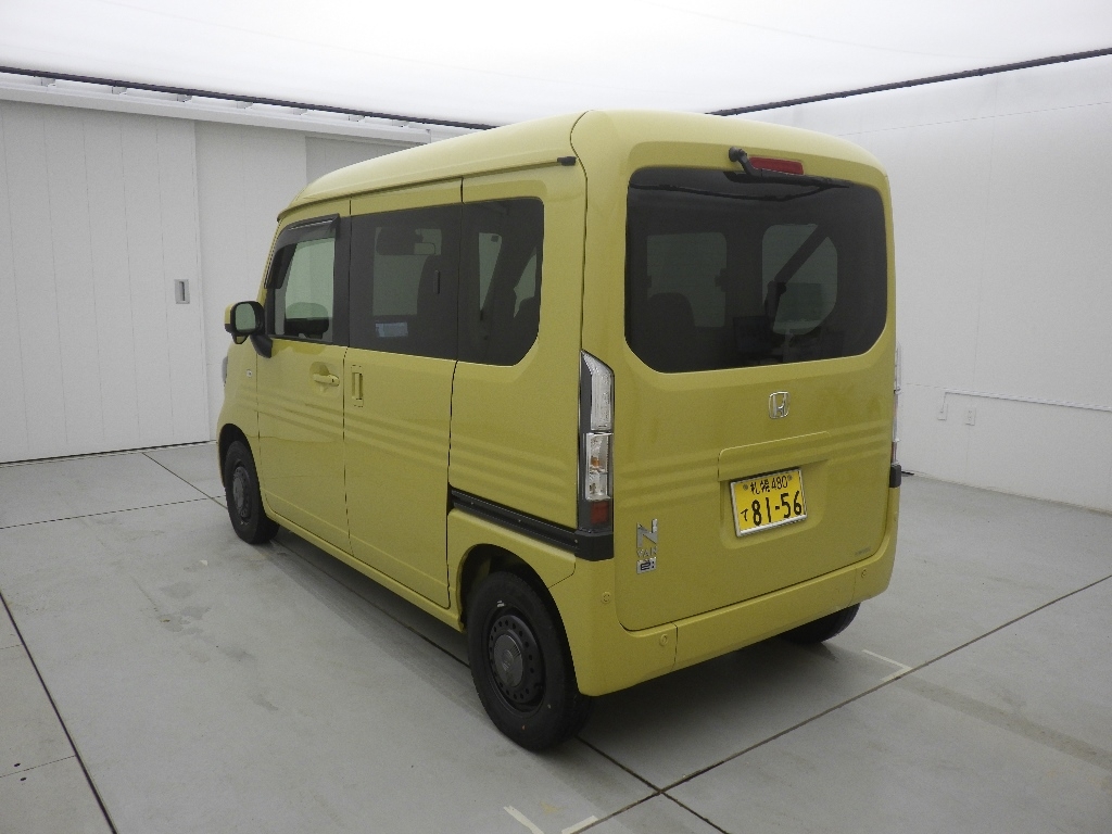 HONDA N-VAN