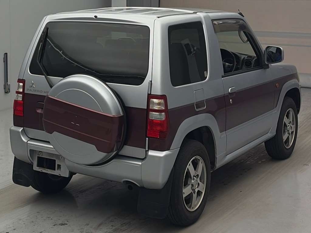 MITSUBISHI PAJERO MINI