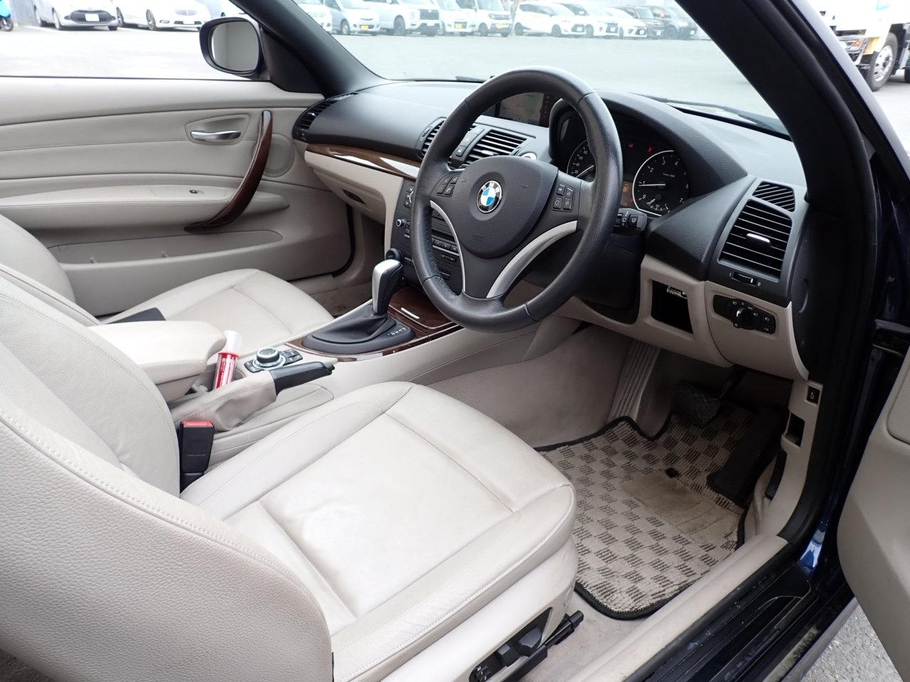 BMW 1-SERIES