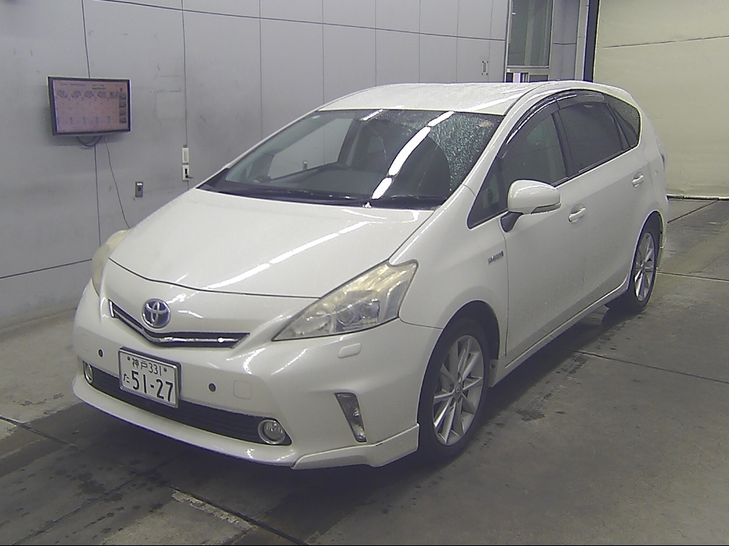 TOYOTA PRIUS ALPHA