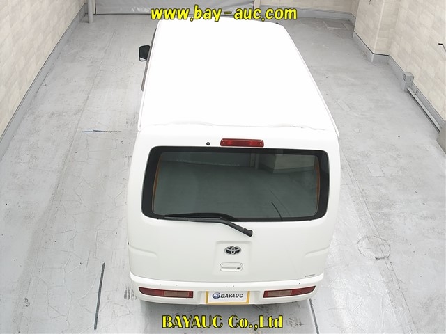 TOYOTA PIXIS VAN