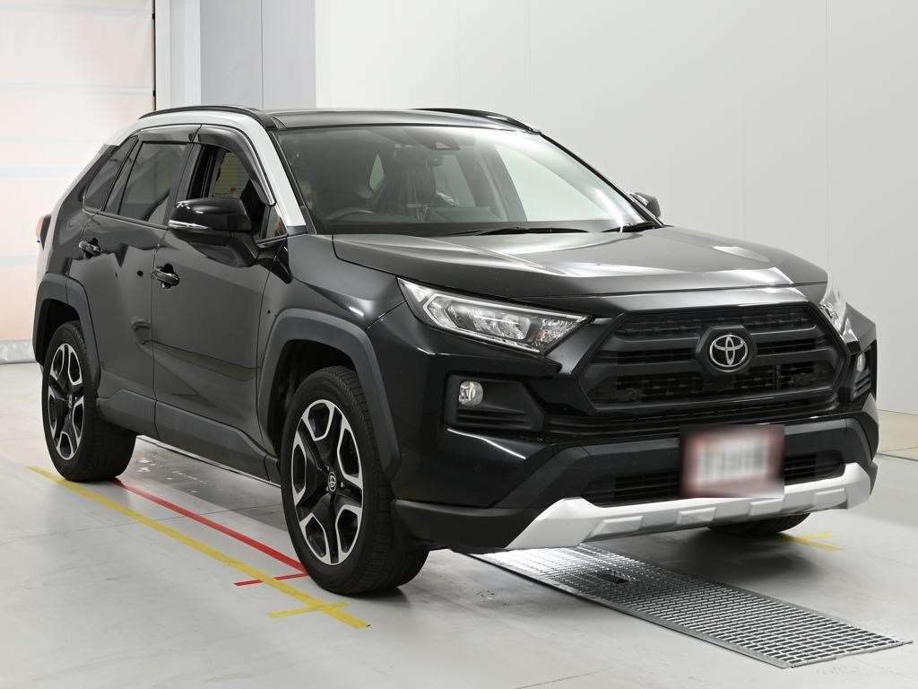 TOYOTA RAV4