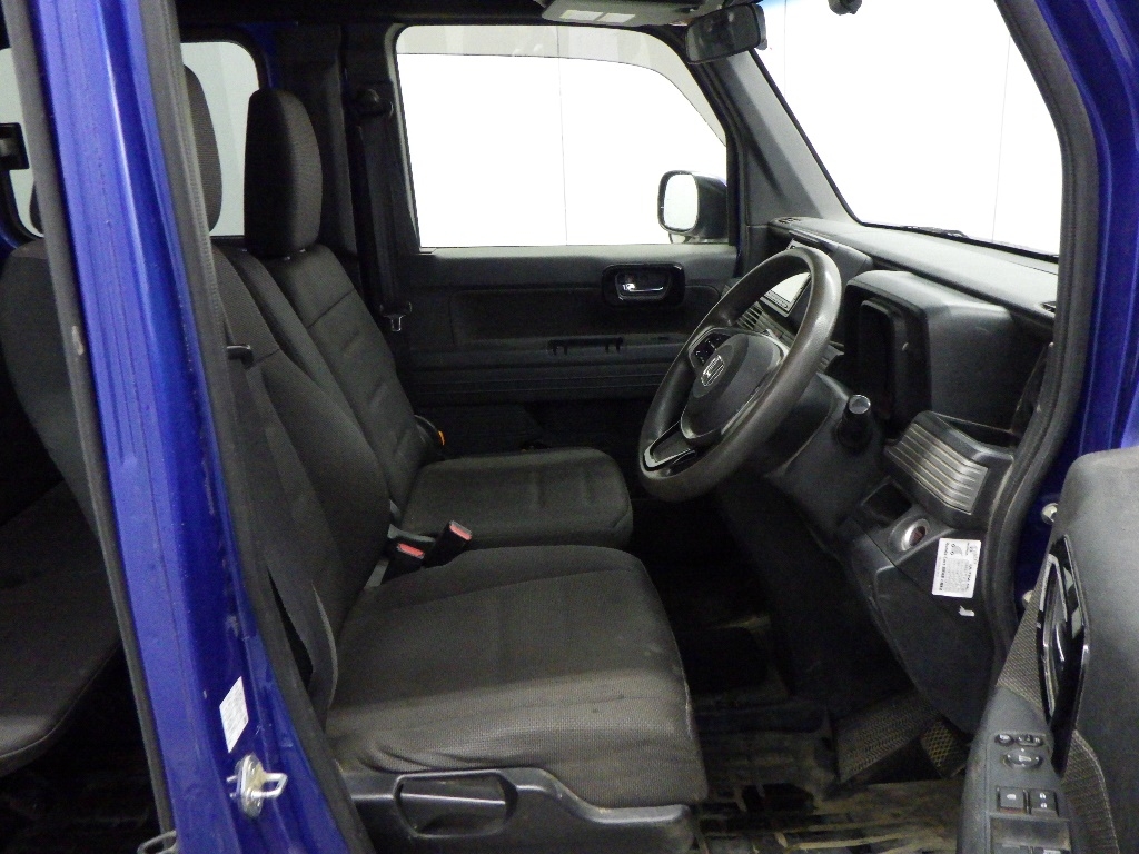 HONDA N-VAN