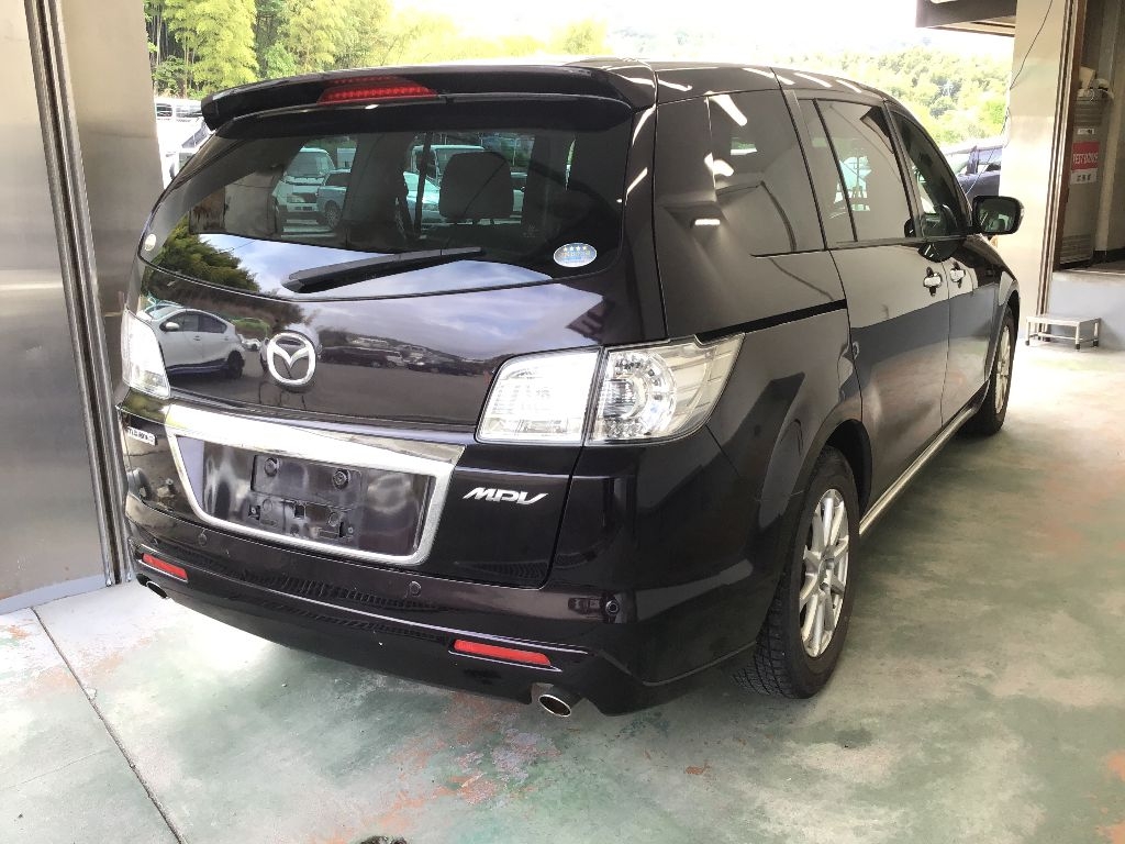 MAZDA MPV