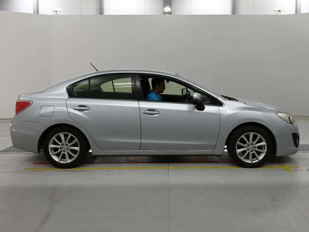 SUBARU IMPREZA