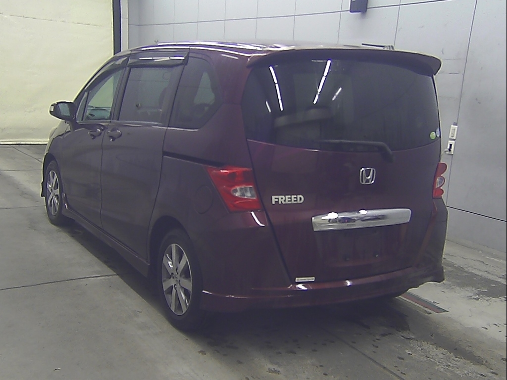 HONDA FREED