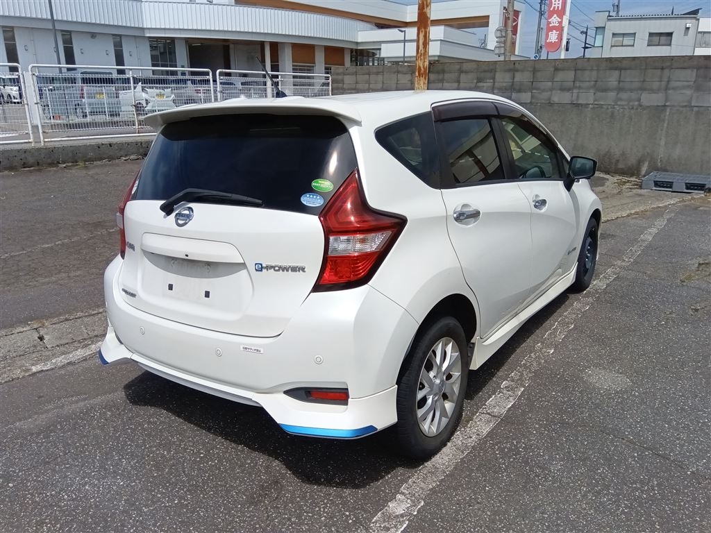 NISSAN NOTE