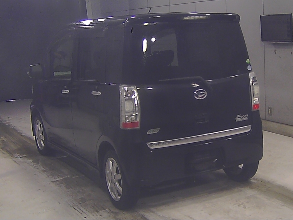 DAIHATSU TANTO EXE