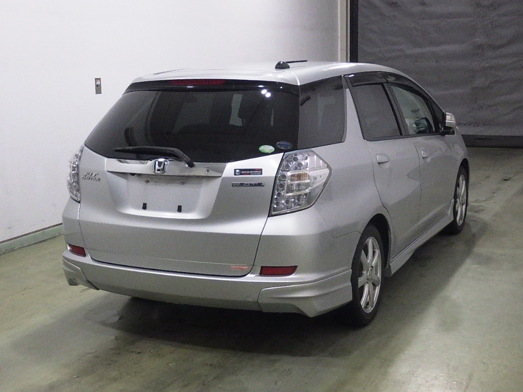 HONDA FIT SHUTTLE