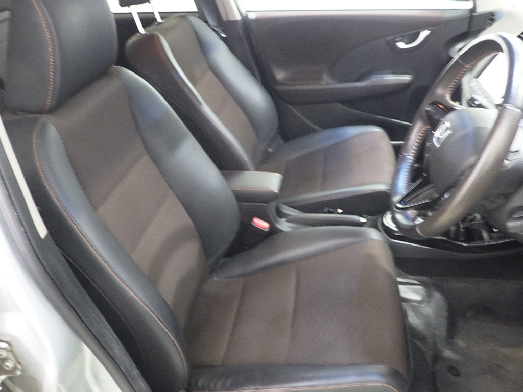HONDA FIT SHUTTLE