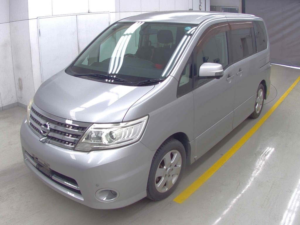 NISSAN SERENA