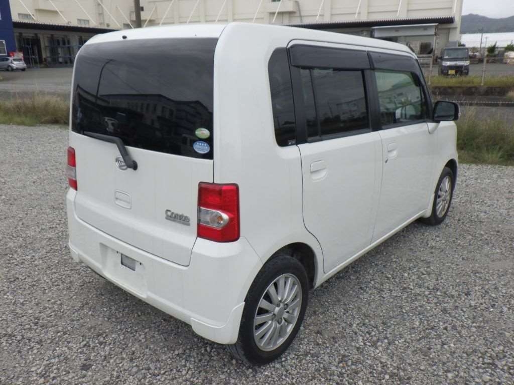DAIHATSU MOVE CONTE