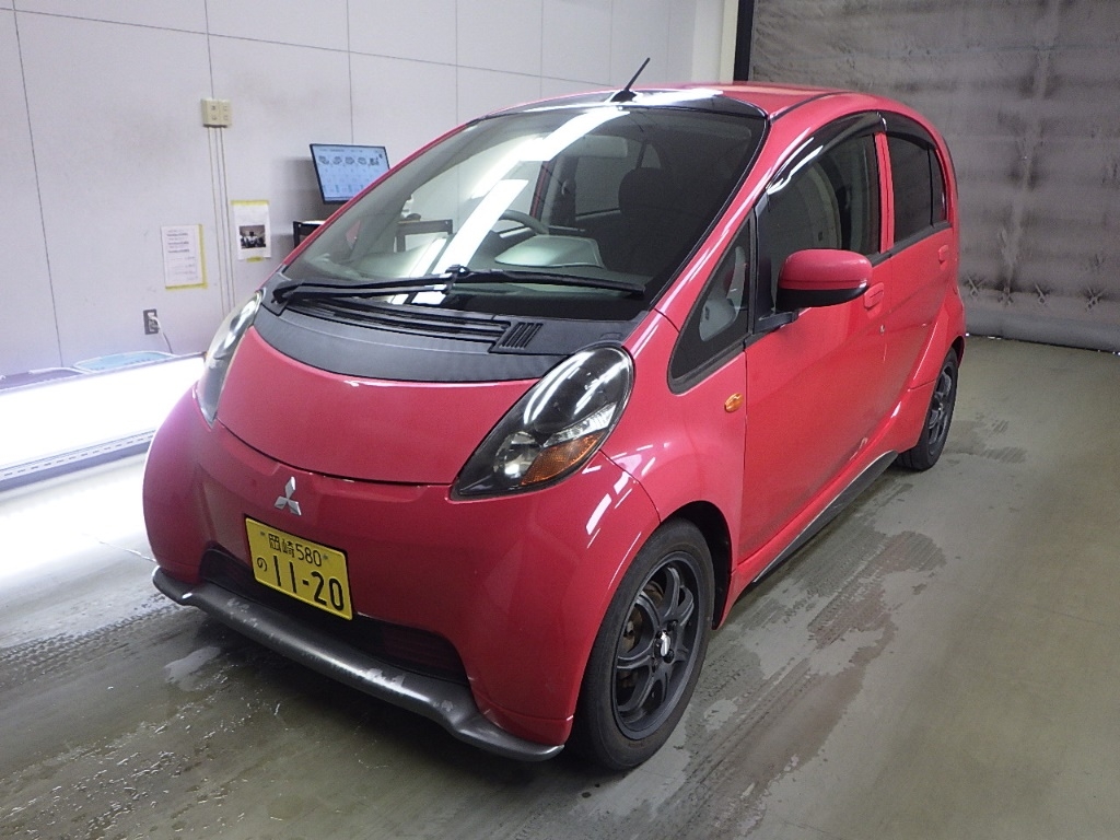 MITSUBISHI I