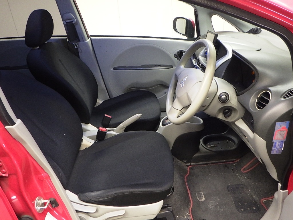 MITSUBISHI I