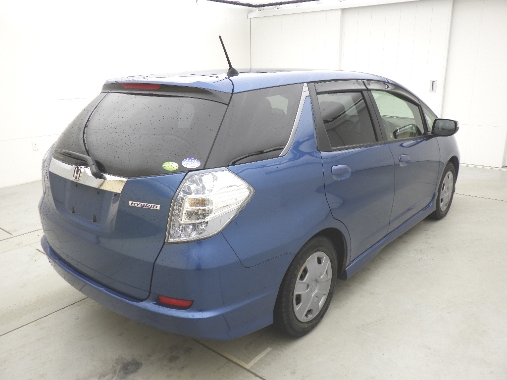 HONDA FIT SHUTTLE