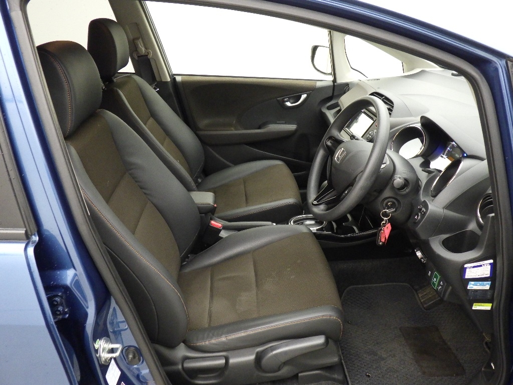 HONDA FIT SHUTTLE