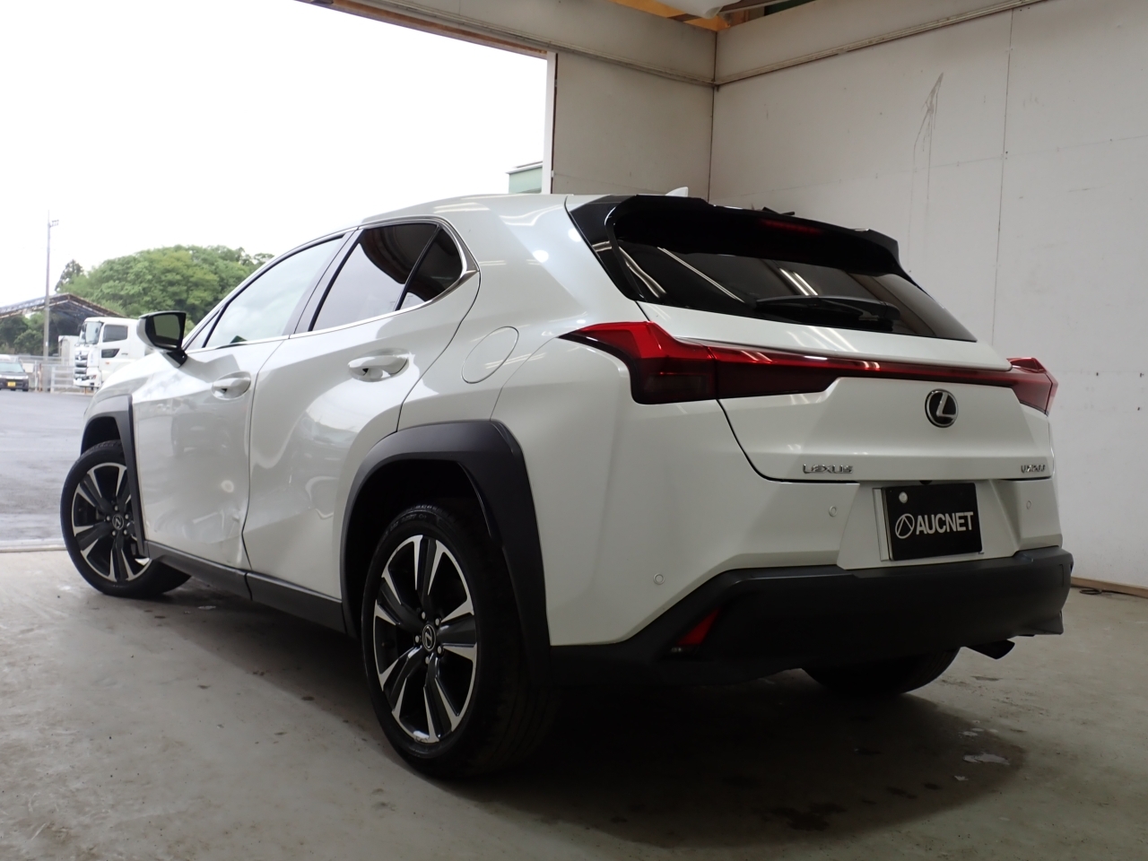 LEXUS UX200