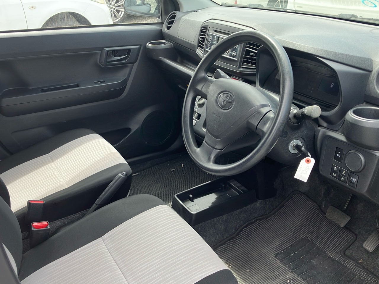 TOYOTA PIXIS EPOCH