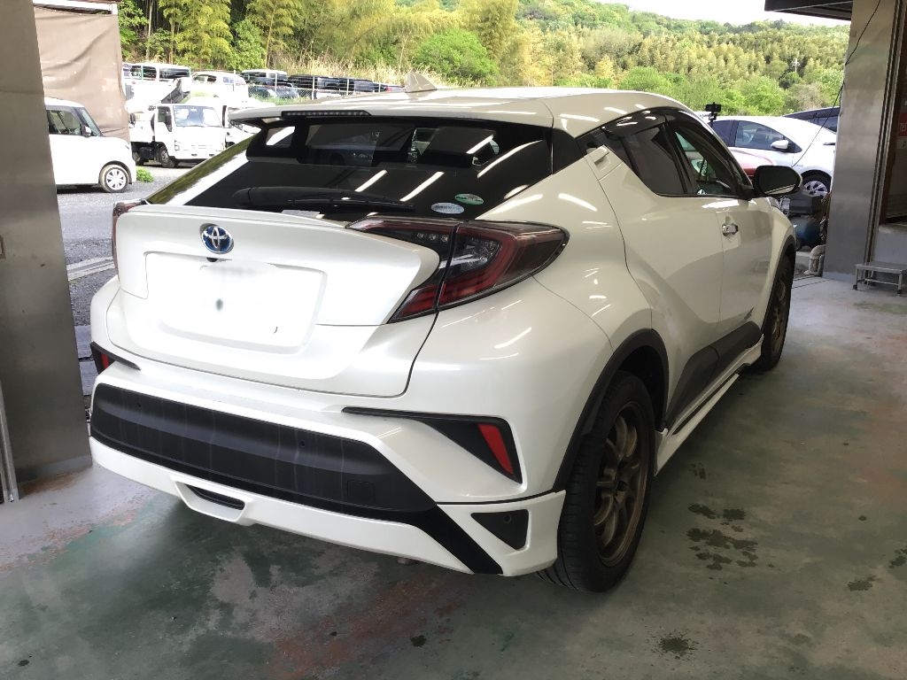 TOYOTA C-HR