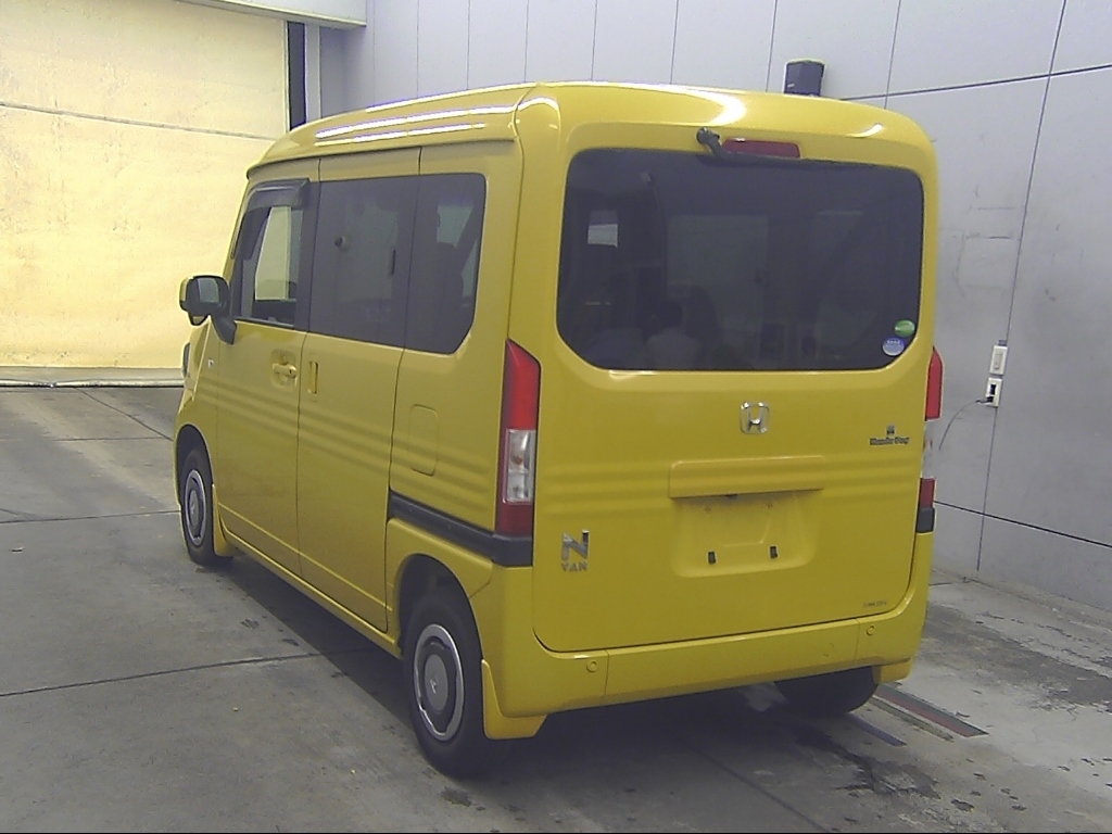 HONDA N-VAN
