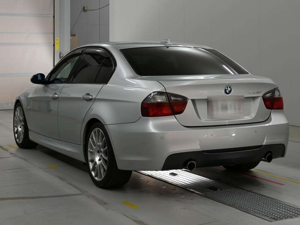 BMW 3-SERIES