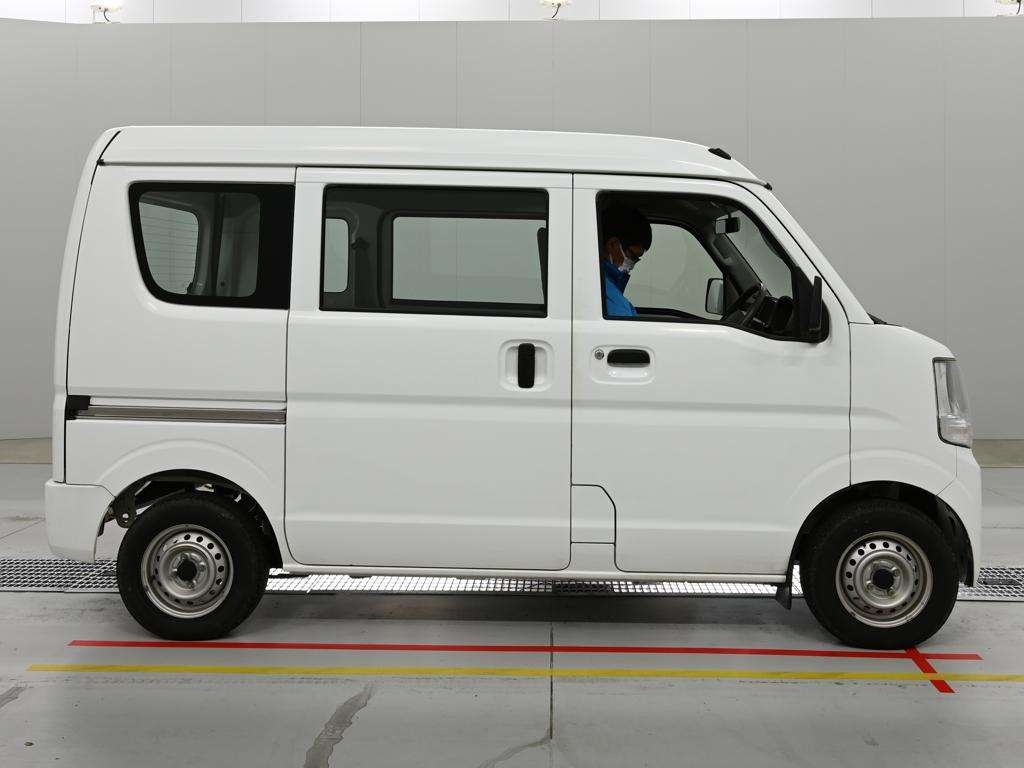 MITSUBISHI MINICAB