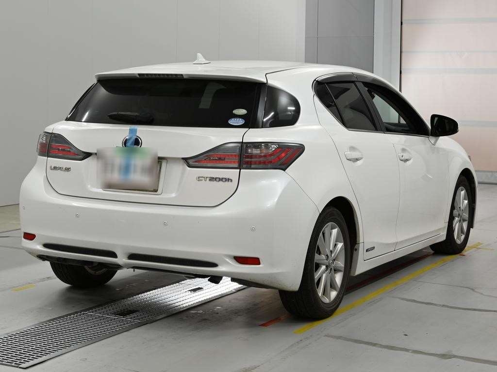 LEXUS CT200H