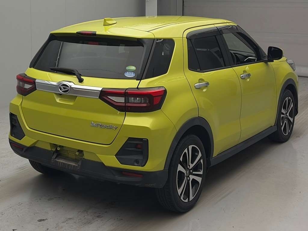 DAIHATSU ROCKY