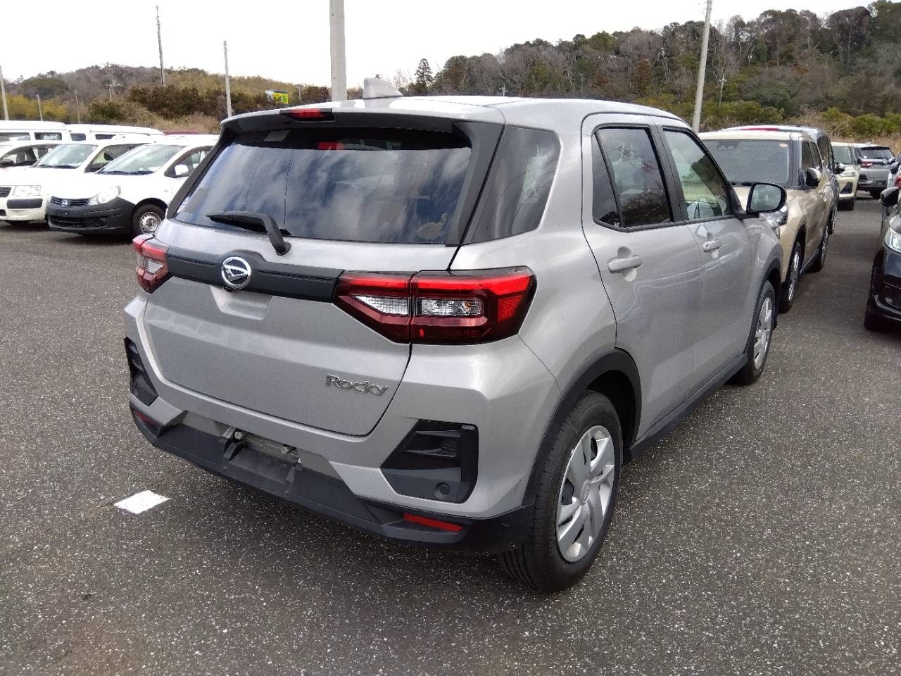 DAIHATSU ROCKY
