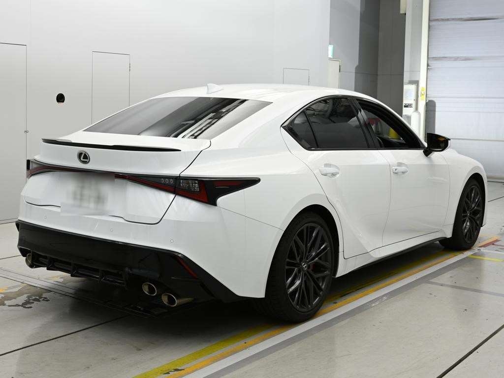 LEXUS IS500